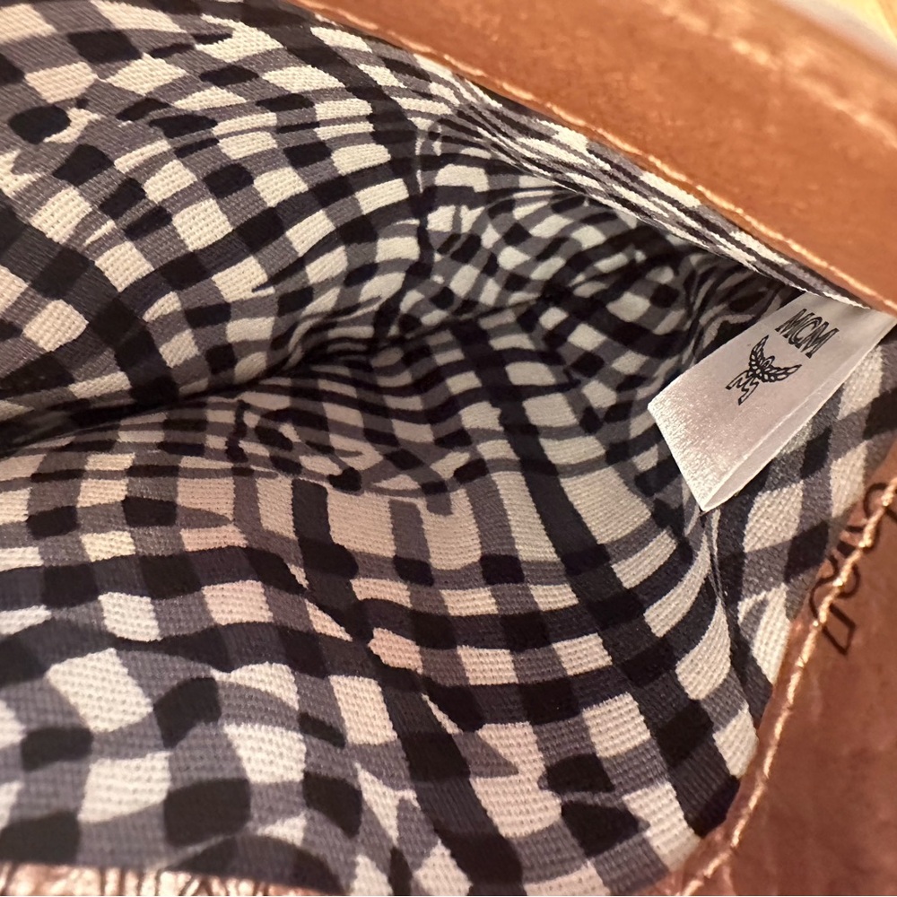 MCM Rose Gold Black Leather Envelope Wristlet Gold Hardware Authenticate Card - Picture 13 of 13